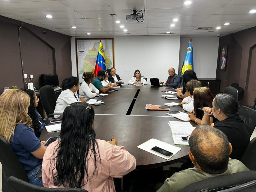 Ministerio de Salud y Gobernación impulsan Plan de Vacunación Canina