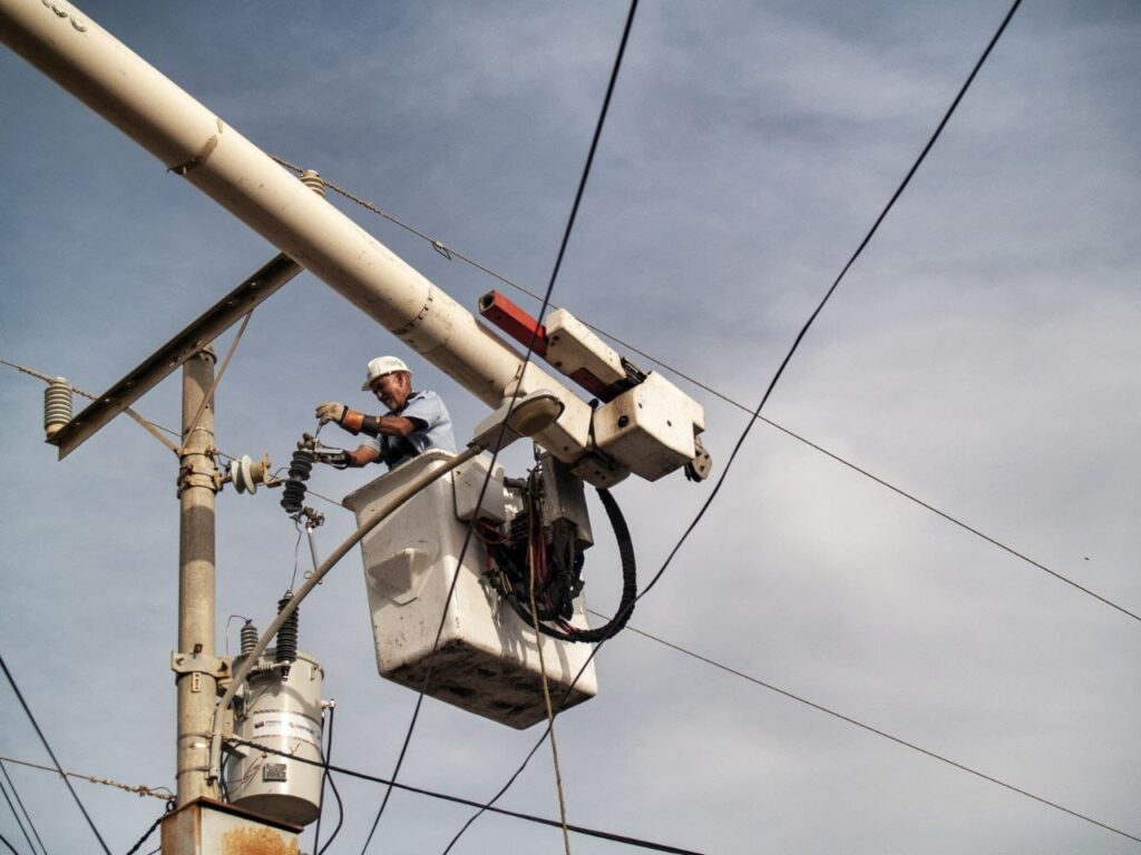 Instalan 27 transformadores en Maracaibo y San Franciscoeste domingo 6 de septiembre